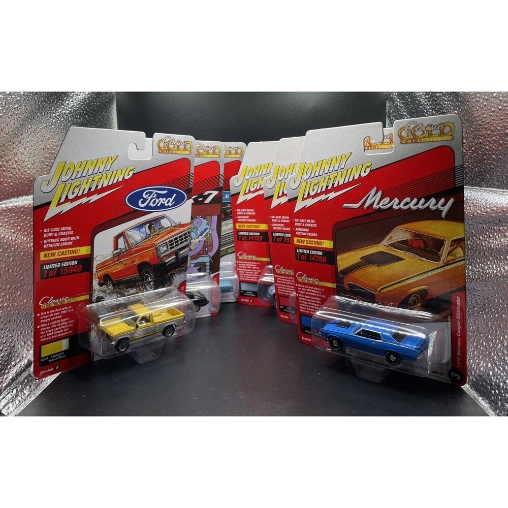 JOHNNY LIGHTNING "CLASSIC GOLD" 2021 RELEASE 4, 6 PC SET 1/64 DIECAST Limited
